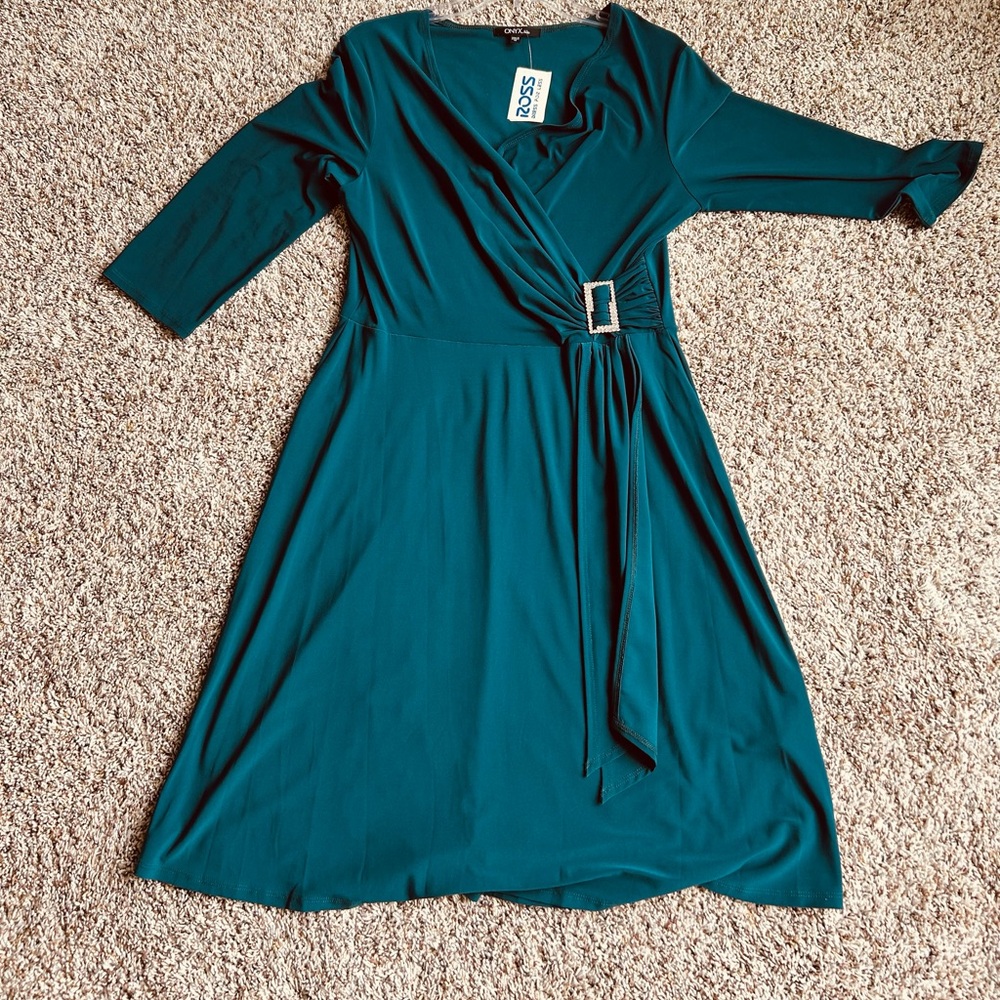 Beautiful holiday dress for Christmas!